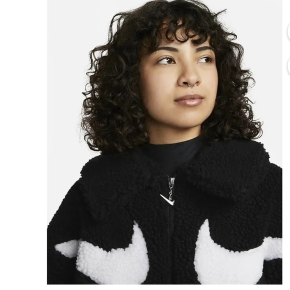 New Nike Oversized Sport Jacket - Picture 7 of 8